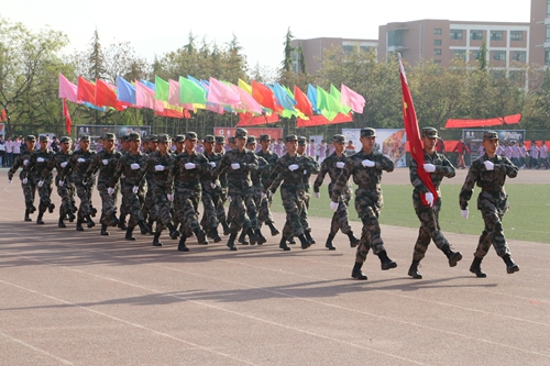 2016年校运会开幕式方阵掠影