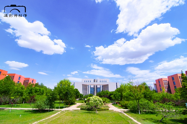 夏日的兰州理工大学